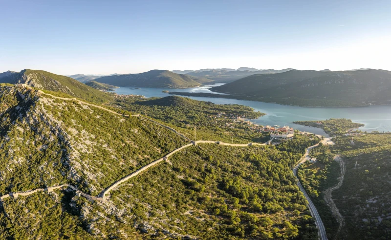 Privatni transfer Pelješac degustacija vina i Ston