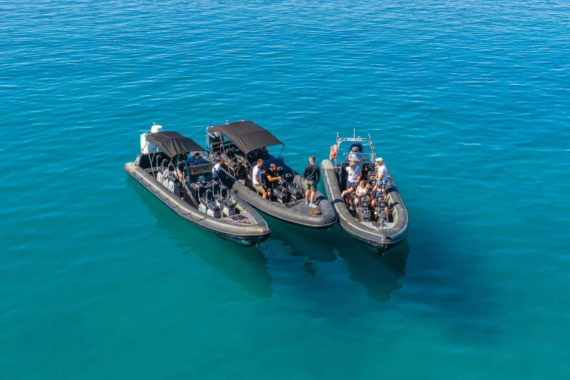 Privatni poludnevni izlet gliserom: Split – Plava laguna, Šolta i Trogir