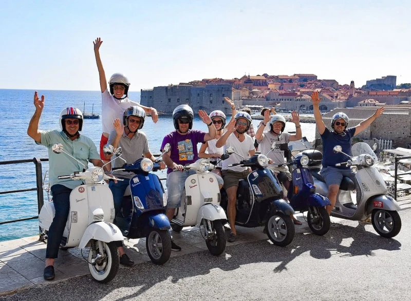 Dubrovnik Tura Vespom