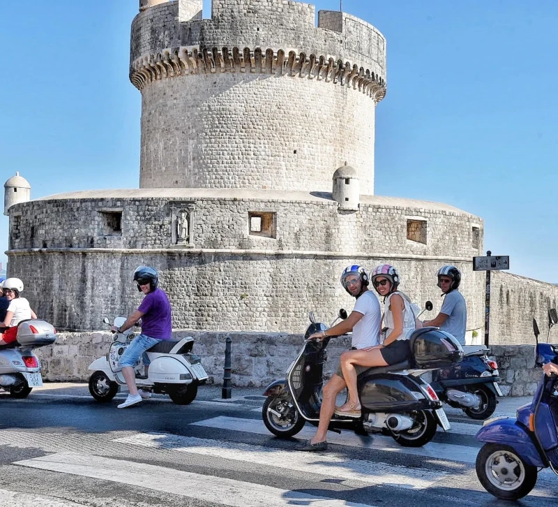 Dubrovnik Tura Vespom