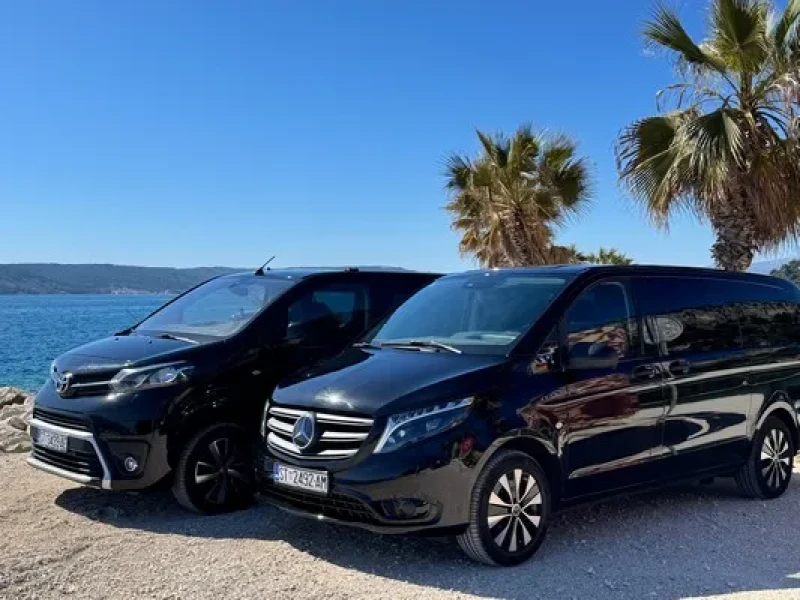 Prijevoz iz zračne luke Split kombijem ili automobilom