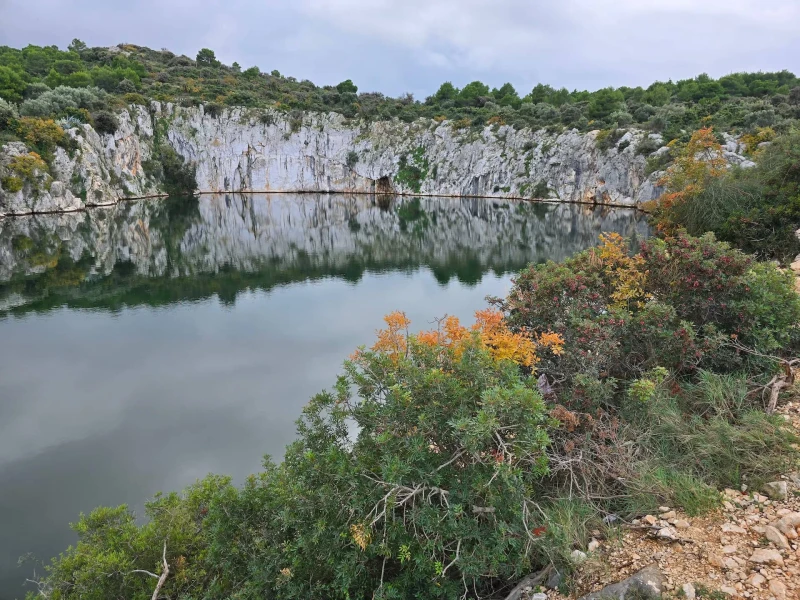 Privatni izlet iz Šibenika / Murtera: Zmajevo oko i Biokovo Skywalk