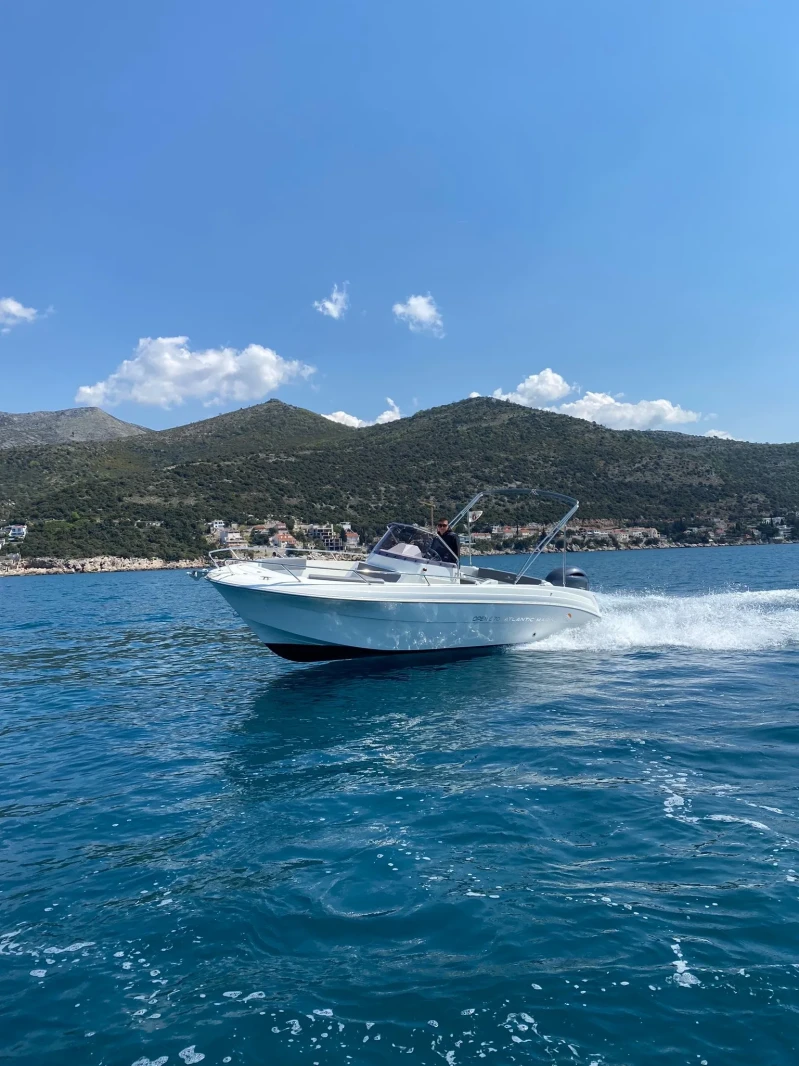 Half day Elaphiti islands tour with a speedboat