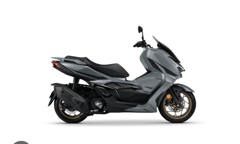 Iznajmite skuter  (300cc) Duće Omiš